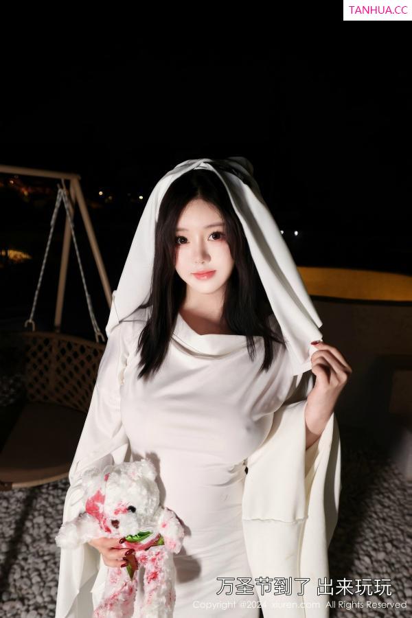   [XiuRen]高清写真图 2024.10.31 No.9376 小薯条nienie 丝袜美腿第3张图片